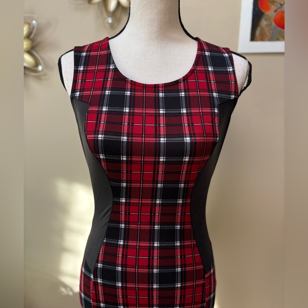 Symphony Tartan Red and Black Plaid Midi Dress - Picture 4 of 15